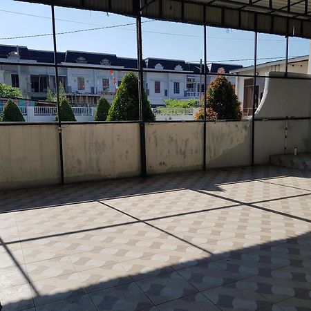 Oyo 93162 Cempaka Syariah Hotel Medan Luaran gambar