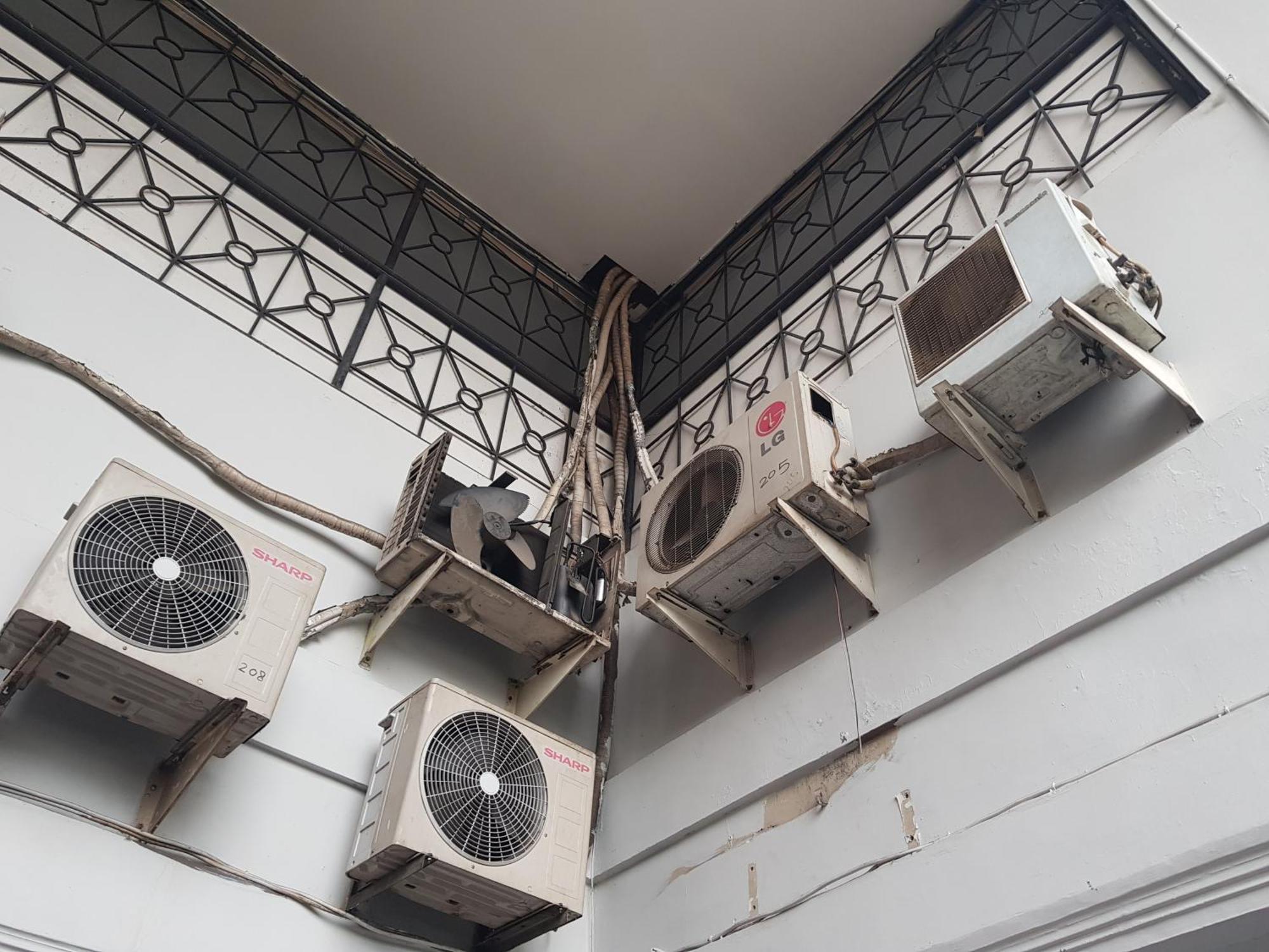 Oyo 93162 Cempaka Syariah Hotel Medan Luaran gambar